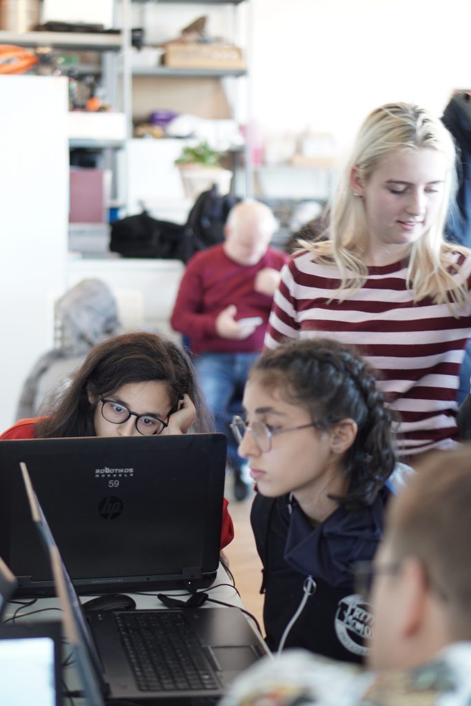 Librarians learned to program with Lego — photo 9 of 10